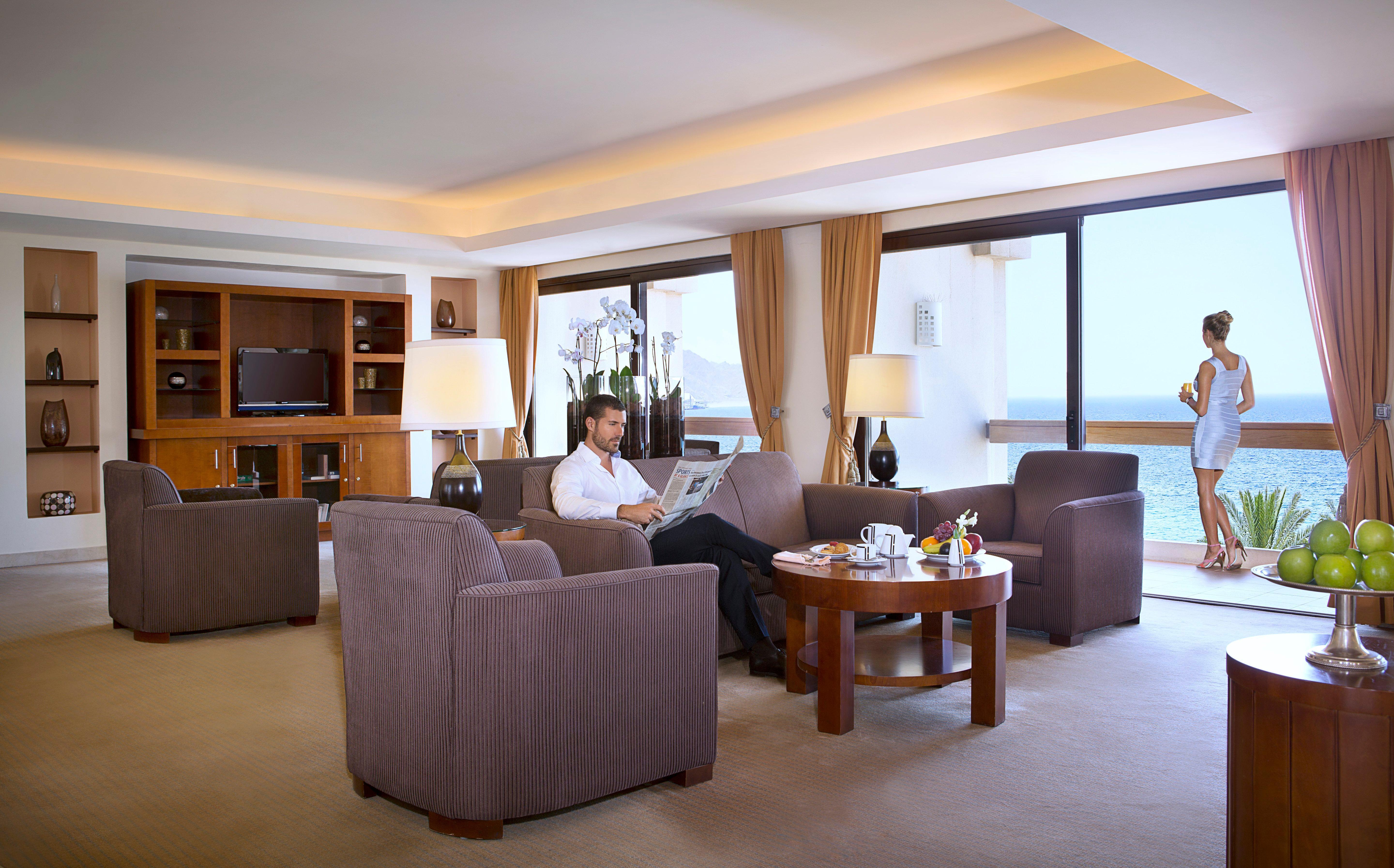 Intercontinental Aqaba By Ihg Exterior foto A suite at the Grand Hotel