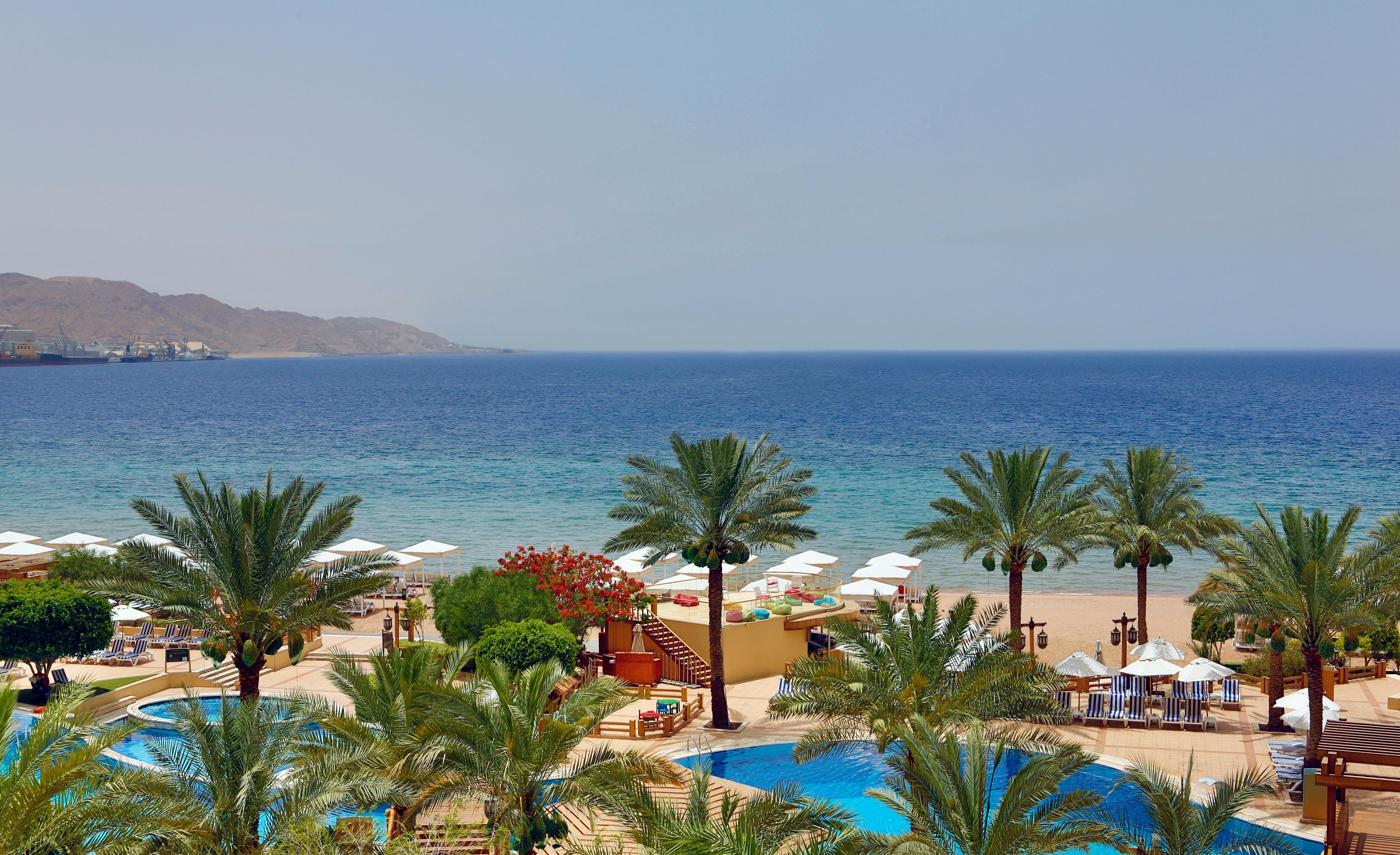 Intercontinental Aqaba By Ihg Exterior foto The Red Sea coast at Sharm El Sheikh